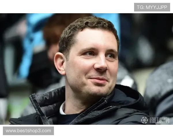 门兴挖走拜仁首席球探赫切尔曼